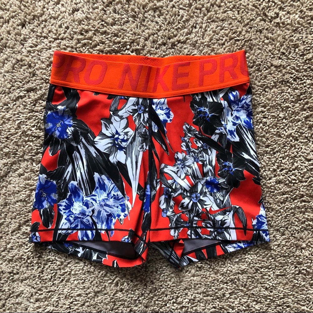 Nike Pro high waisted floral spandex